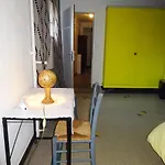 Au Centre D'art Arkad Apartment